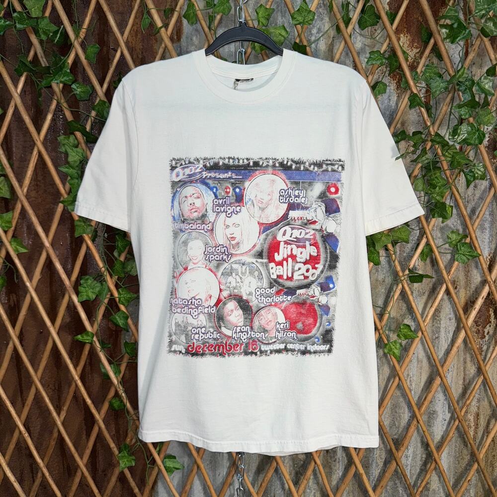 Vintage Y2K Q102 jingle ball 00s timbaland avril lavigne tee